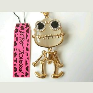 NWT Betsey Johnson Skeleton pendant
