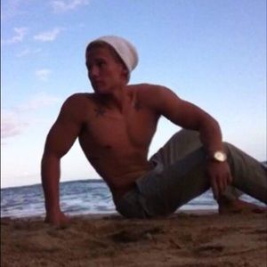 Meet your Posher, Conner