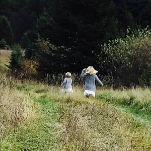 Meet your Posher, Abi