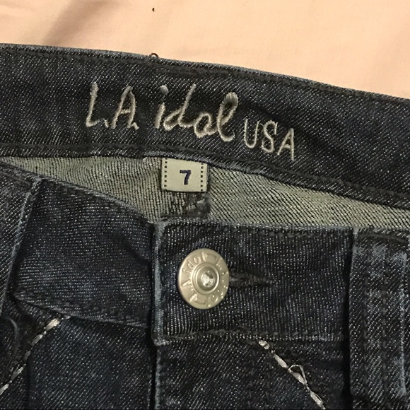 Jeans - Picture 2 of 4