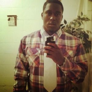 Meet your Posher, Troy