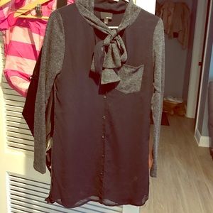 Blouse gray and navy button down w/attached scarf