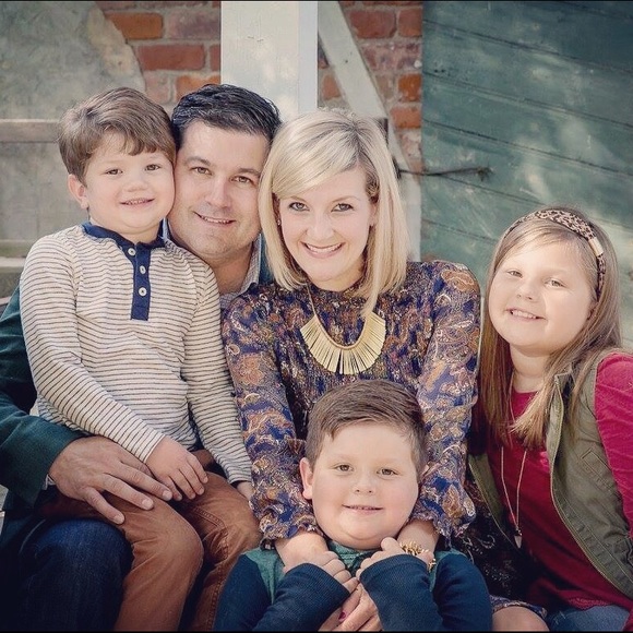 Meet the Posher, Dawn💜 - Picture 4 of 4