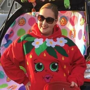 Meet your Posher, Adrienne