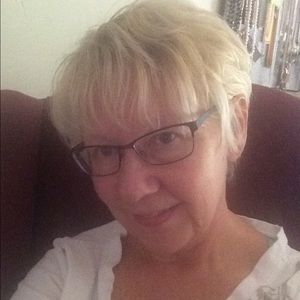 Meet your Posher, Debra
