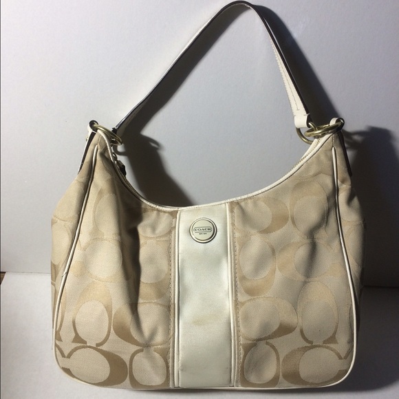 COACH Signature design Beige/Tan Purse