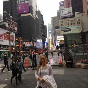 Meet your Posher, Danielle