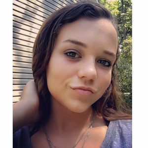 Meet your Posher, Stacie
