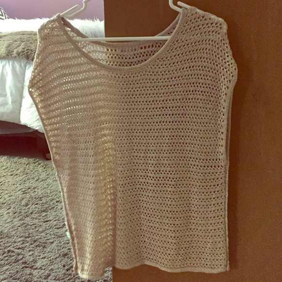 Cute sweater !