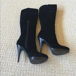 Gorgeous Black Platform Boots