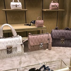 Meet your Posher, Shunli