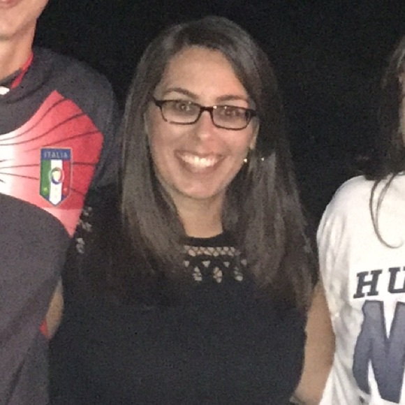 Meet your Posher, Jennifer