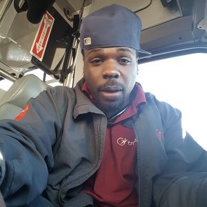 Meet your Posher, Dee