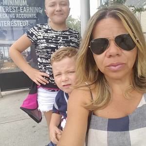 Meet your Posher, Hosana