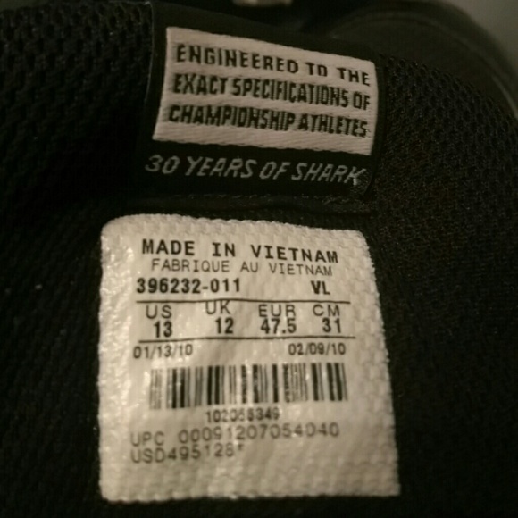 Brand new Nike Cleats - Picture 3 of 4