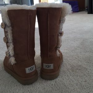 Triple Bailey Button Chestnut Ugg Boots