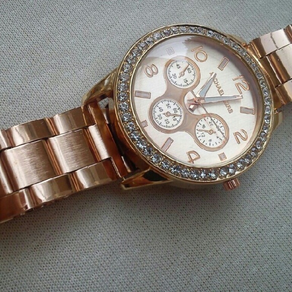 Rose gold Michael Kors stainless steel
