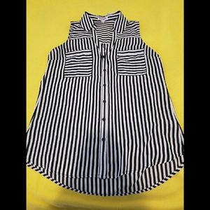 Express Sleeveless Portfino Shirt