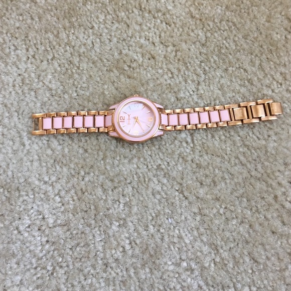 Pink and rose gold watch!! Great condition!!