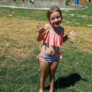 Meet your Posher, Crystal