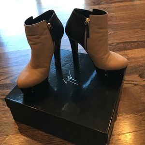 Giuseppe Zanotti booties SZ 37