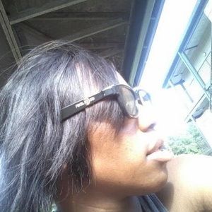 Meet your Posher, Shannon