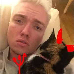 Meet your Posher, Robert