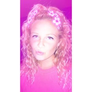 Meet your Posher, Carly