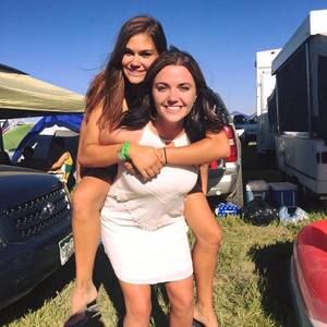 Meet your Posher, Nikki