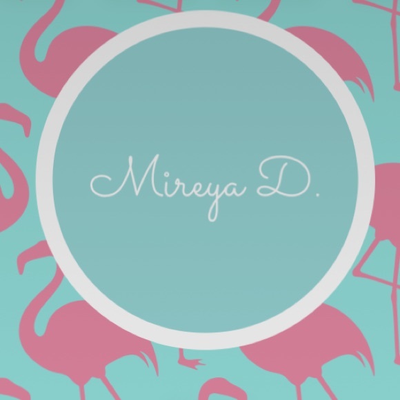 Meet your Posher, Mireya