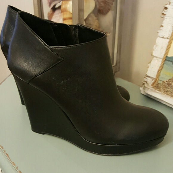 Jessica Simpson Black Caine Booties