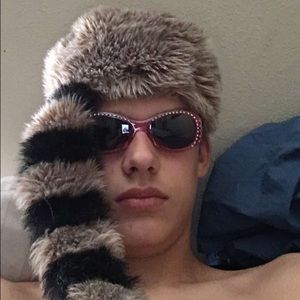 Meet your Posher, Colton