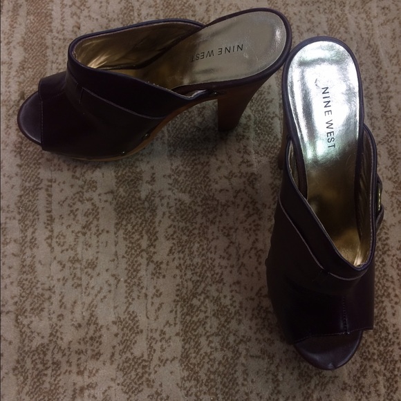 ✅Woman's Nine West high heel clog/mule sizes 7.5/7 - Picture 2 of 3
