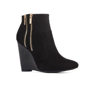 Justfab Edie Black Booties