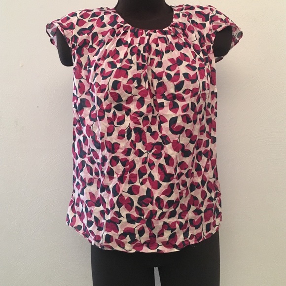 Ann Taylor LOFT leaf design top