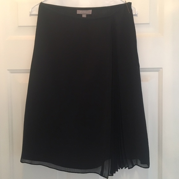 Ann Taylor skirt