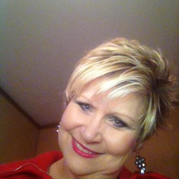Meet your Posher, Nancy - Picture 1 of 1