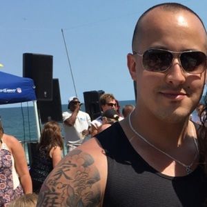 Meet your Posher, Joshua