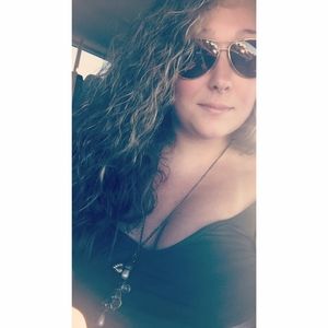 Meet your Posher, Ashleigh