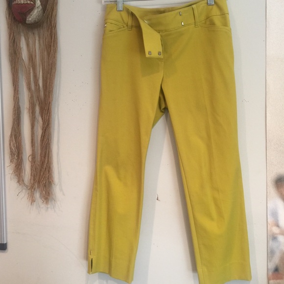 Pants crop legs