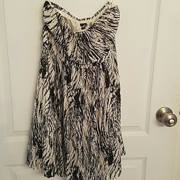 Strapless dress perfect for holiday parties!