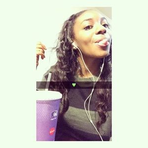 Meet your Posher, Aundrea