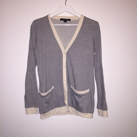 F21 gray and cream cardigan