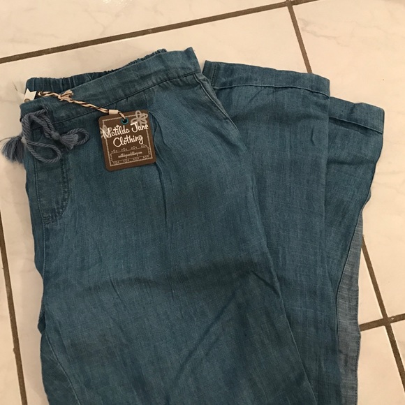 Lite blue comfy jeans