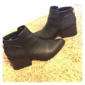Vera wang booties