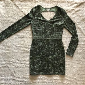 ⚡️SALE⚡️RVCA Long Sleeve Bodycon Dress