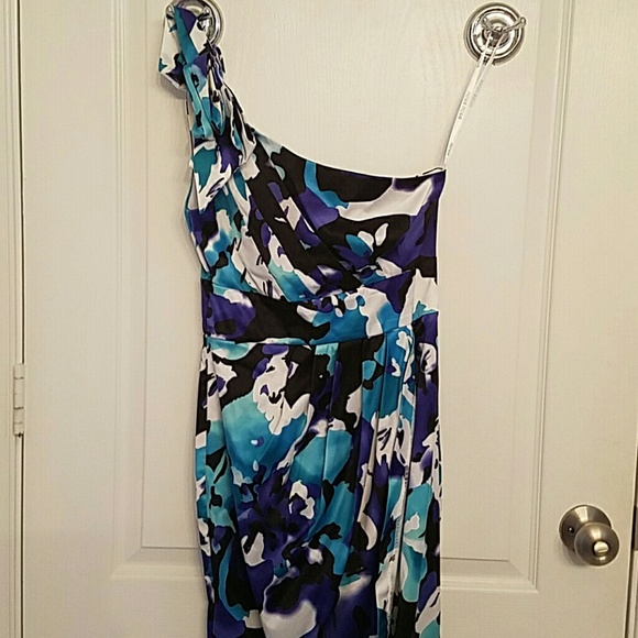 One shoulder occasion dress