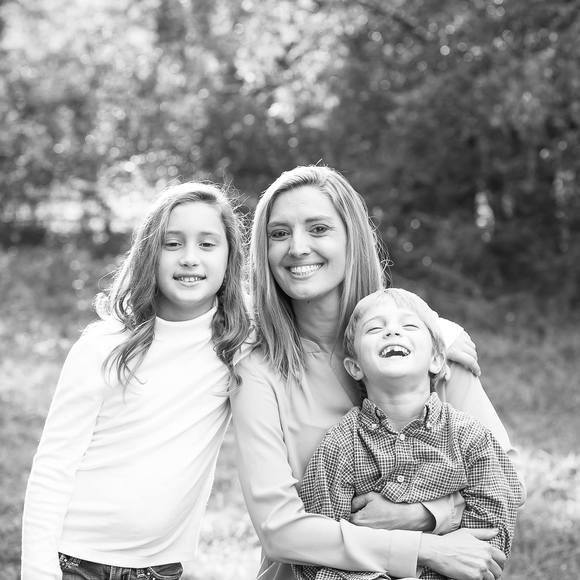 Meet your Posher, Jennifer - Picture 1 of 1