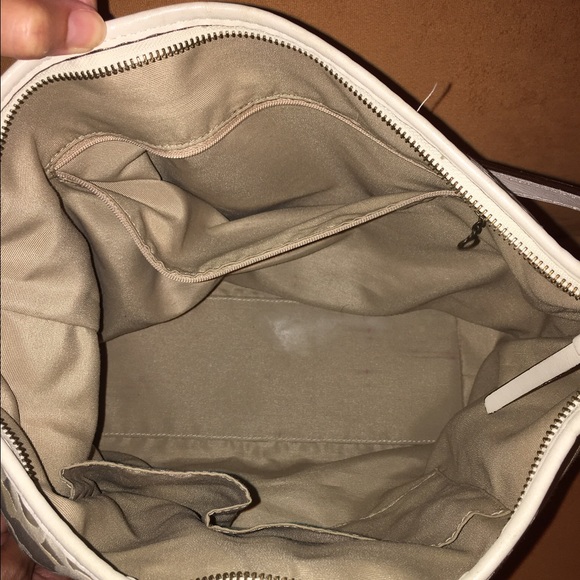 Authentic Coach Shoulder Bag - Picture 4 of 5