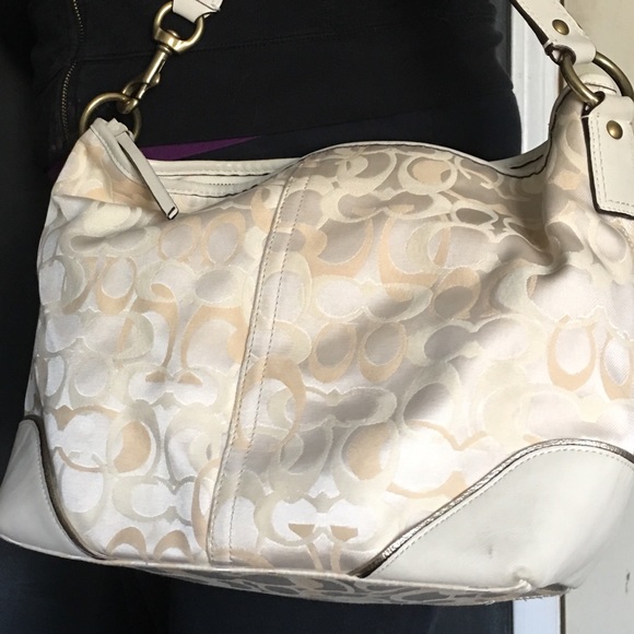 Authentic Coach Shoulder Bag - Picture 5 of 5